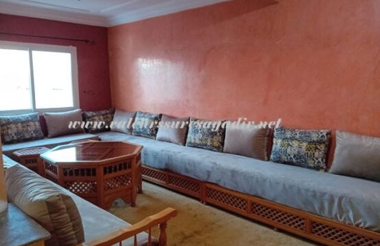 Furnished apartment close to all shops