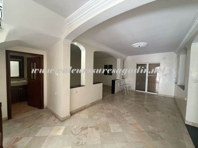 Villa with 4 bedrooms
