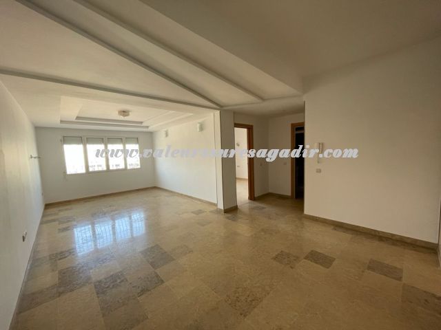 Apartment with balcony for sale