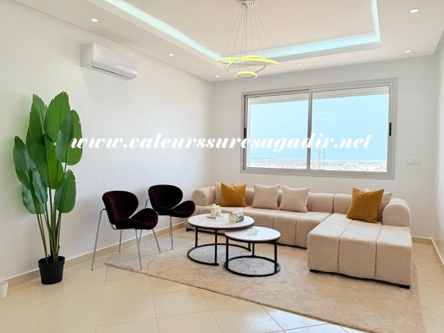 Spacieux appartement meublé à vendre