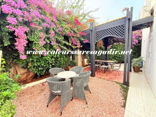 Spacious villa close to the beach