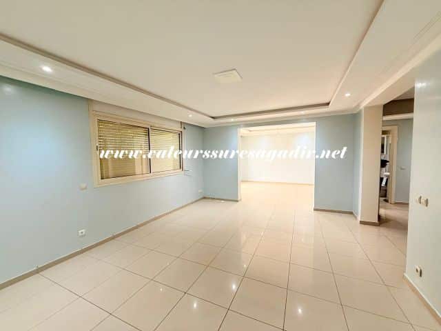 Apartment for rent with terrace