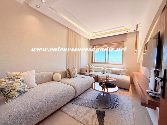 Appartement non meublé refait à neuf à vendre